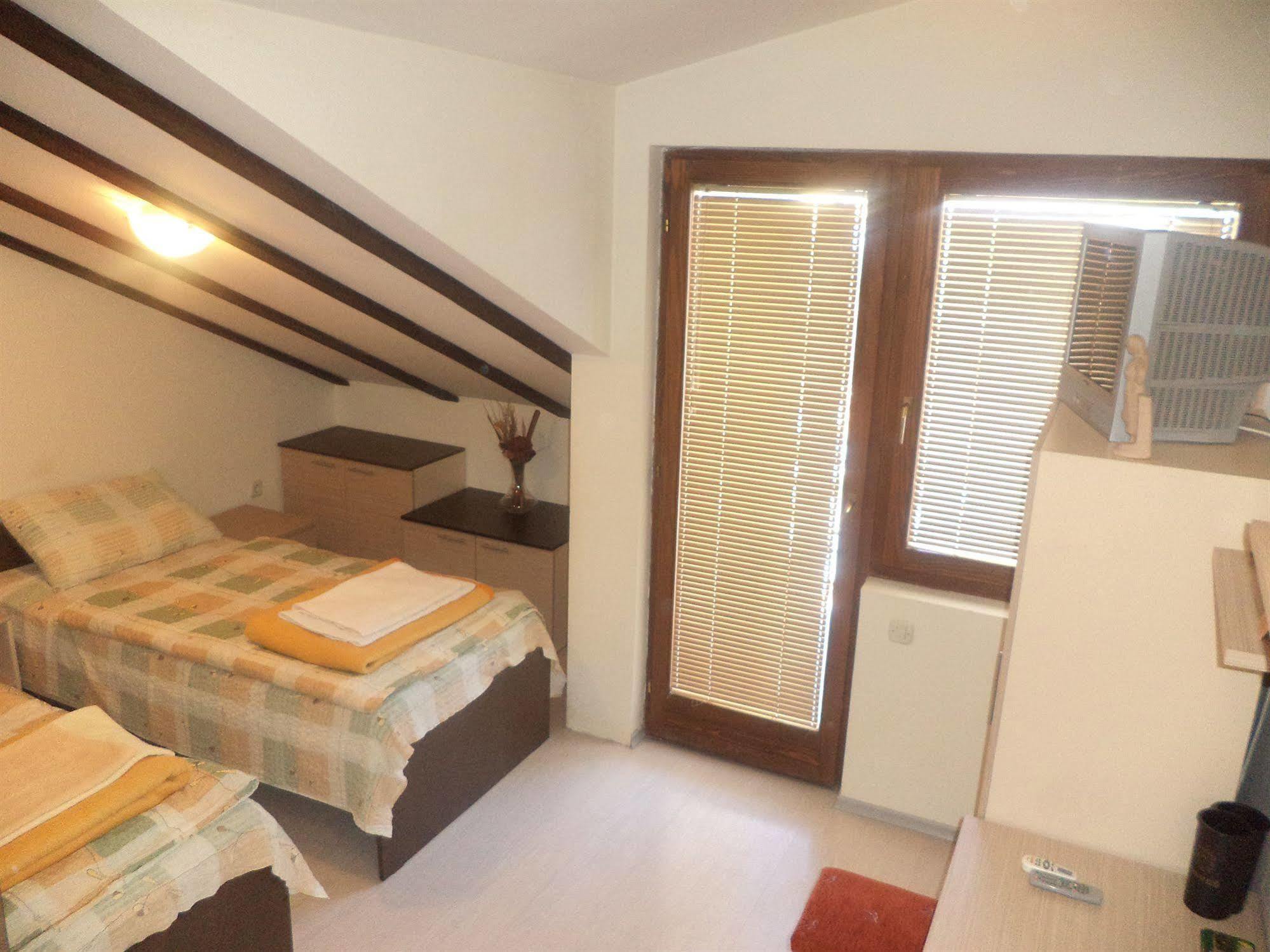 Luccia Apartments - Ohrid City Centre Екстер'єр фото