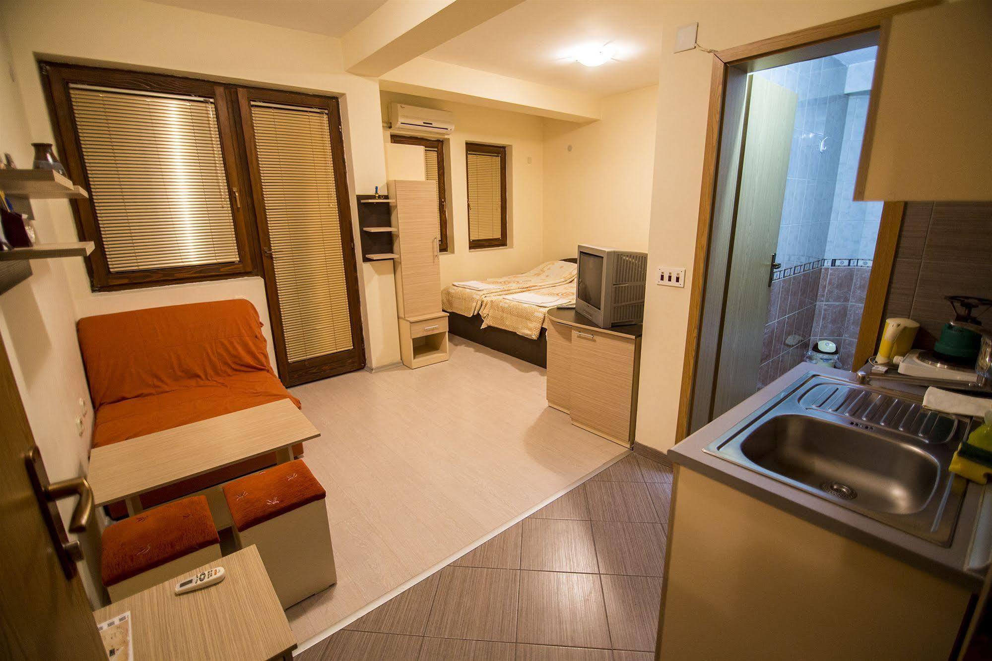 Luccia Apartments - Ohrid City Centre Екстер'єр фото