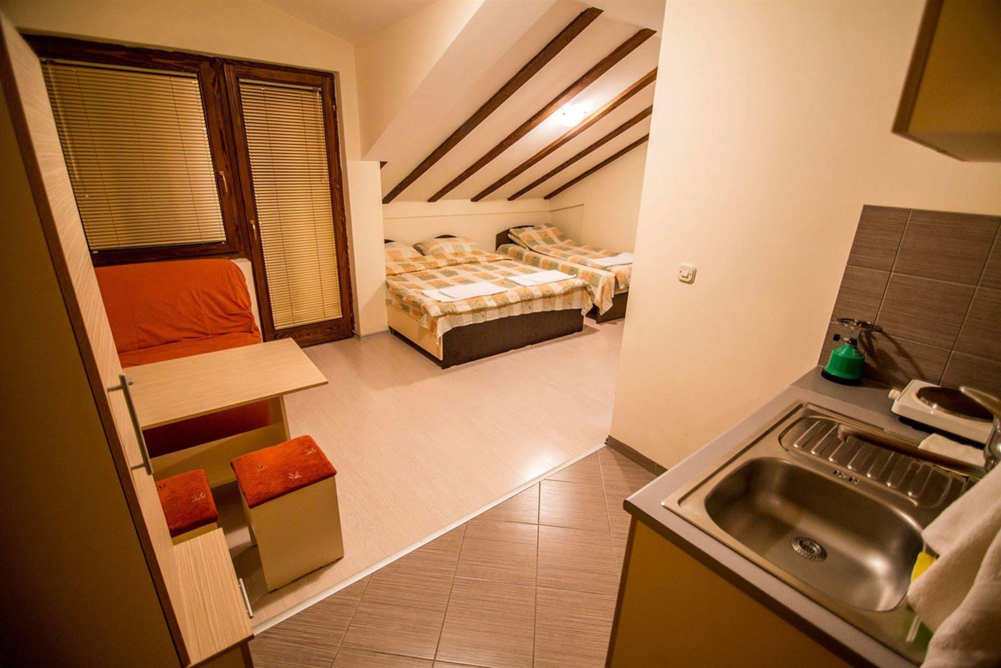 Luccia Apartments - Ohrid City Centre Екстер'єр фото