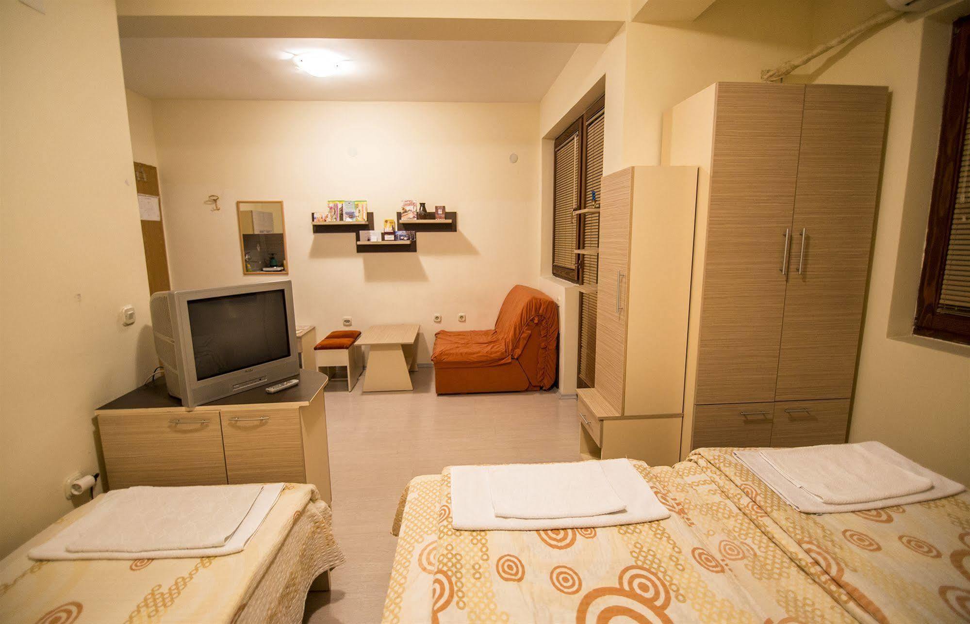 Luccia Apartments - Ohrid City Centre Екстер'єр фото
